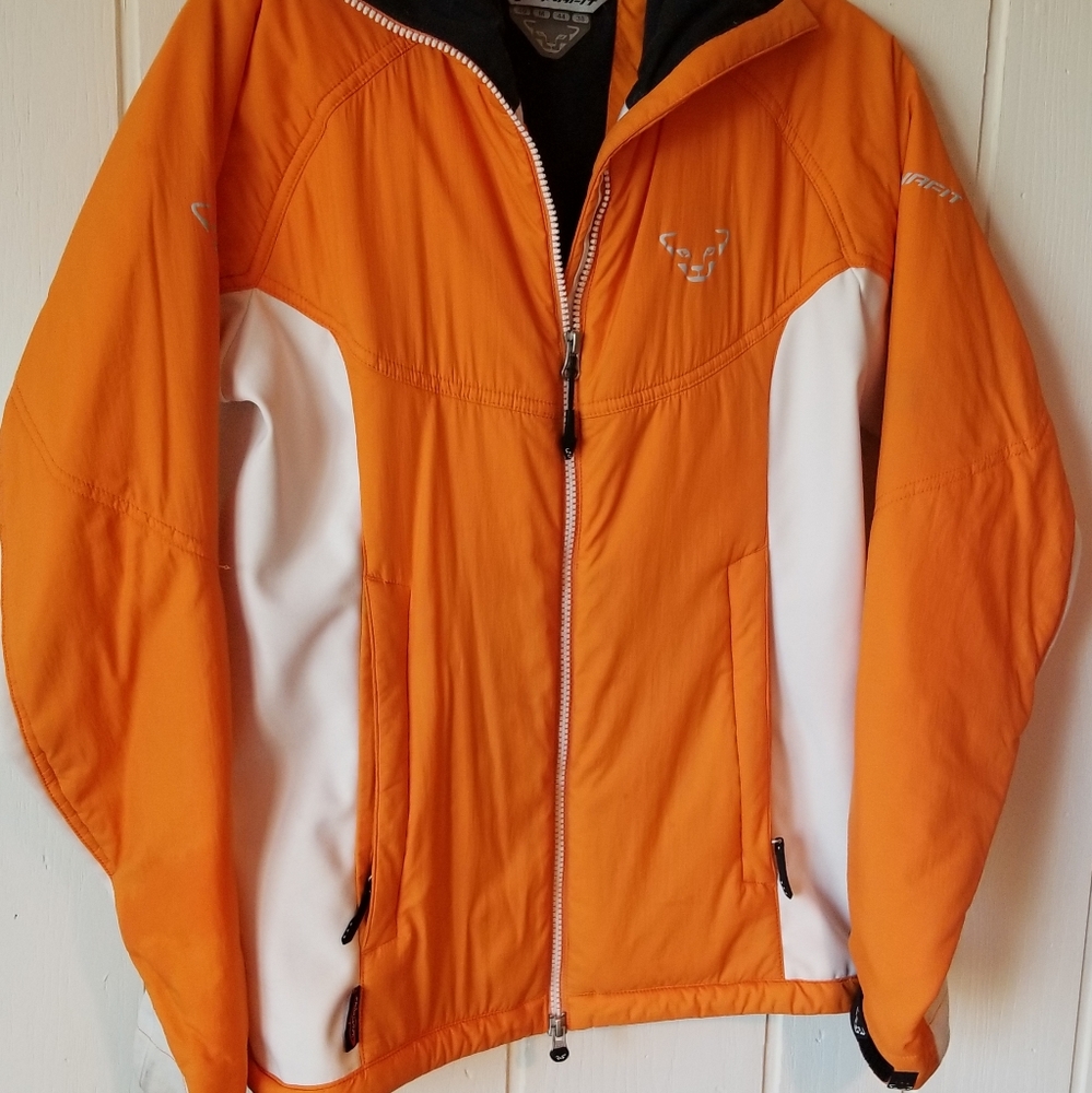 Hooded ski shell